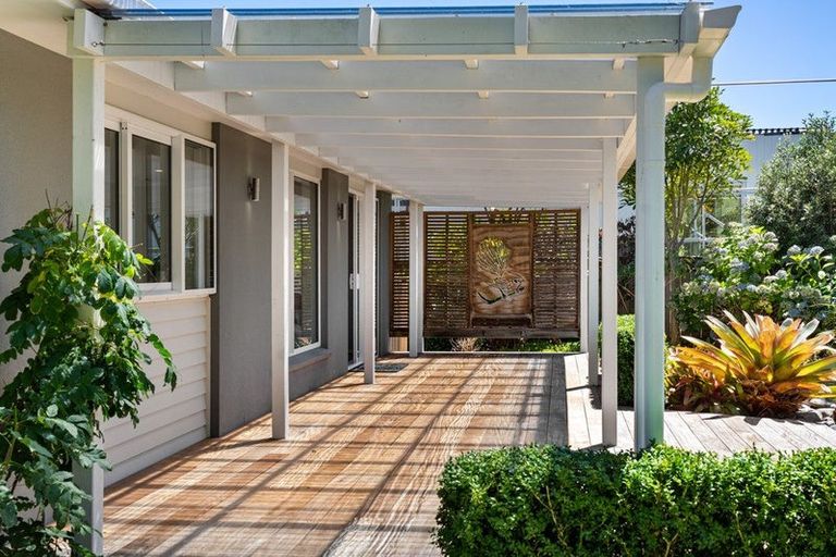 Photo of property in 8 Millvale Street, Waikanae, 5036