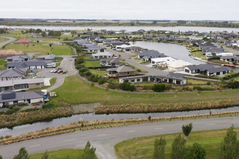 Photo of property in 14 West Bay Place, Huntingdon, Ashburton, 7774