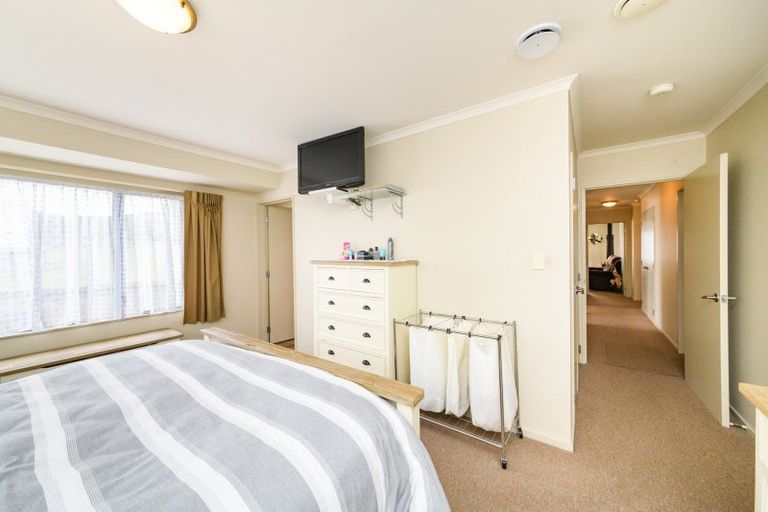 Photo of property in 2 Logan Grove, Feilding, 4702