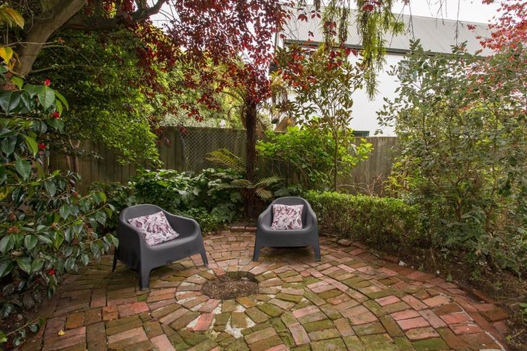 Photo of property in 2/38 Onslow Street, St Albans, Christchurch, 8014