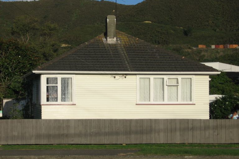 Photo of property in 1112 High Street, Taita, Lower Hutt, 5011