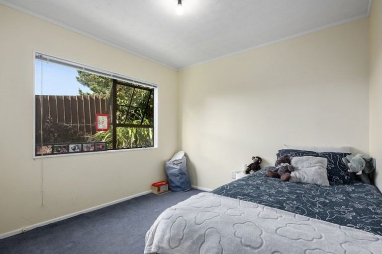 Photo of property in 2 Moonstone Grove, Birchville, Upper Hutt, 5018