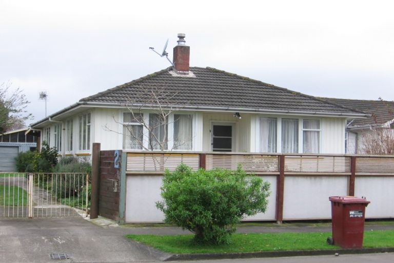 Photo of property in 2 Heath Place, Awapuni, Palmerston North, 4412