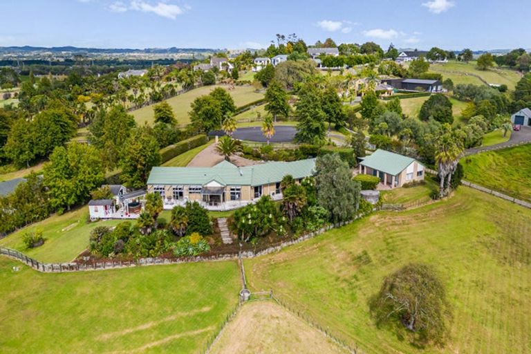 Photo of property in 46 Broadwood Rise, Kumeu, 0892