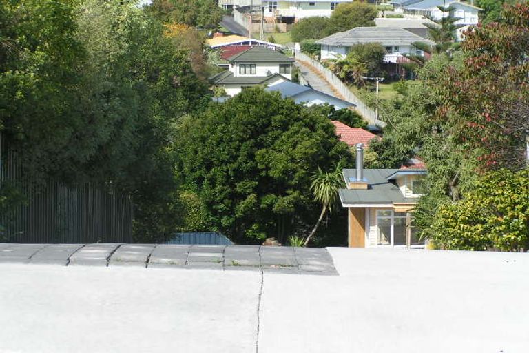 Photo of property in 2/20 Knightsbridge Drive, Forrest Hill, Auckland, 0620