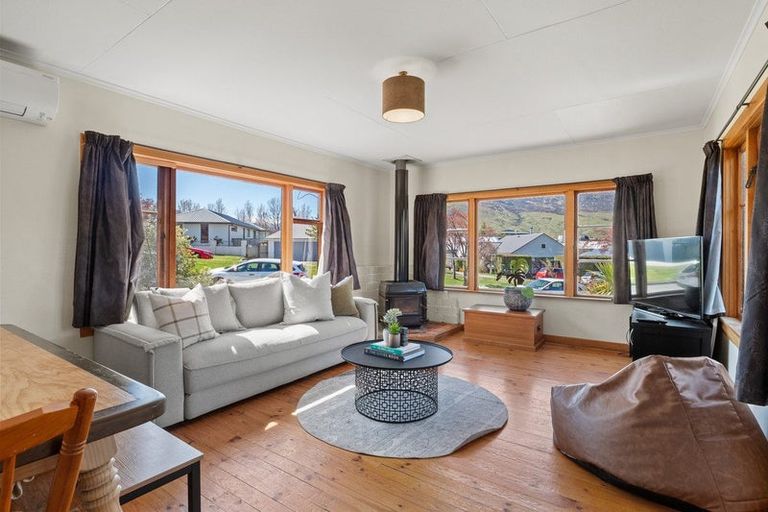 Photo of property in 8 Riverside Road, Frankton, Queenstown, 9300