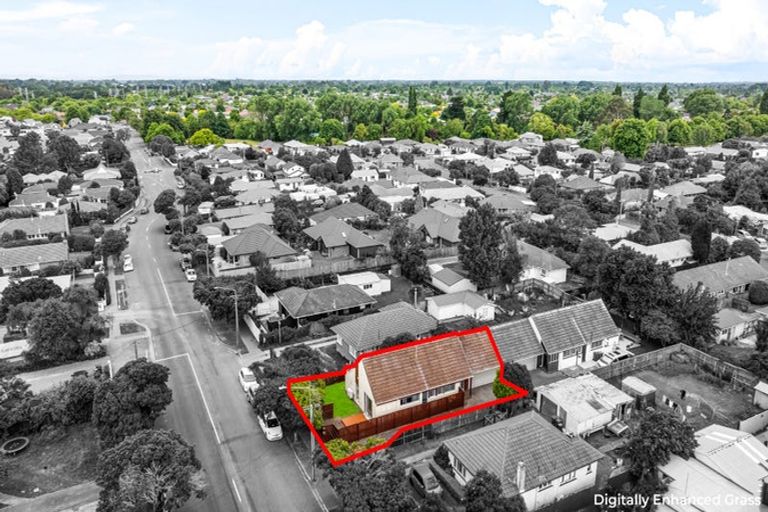 Photo of property in 70 Cutts Road, Russley, Christchurch, 8042