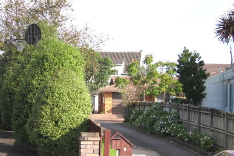 Photo of property in 2/36 Clydesdale Avenue, Somerville, Auckland, 2014