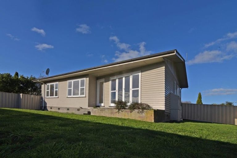 Photo of property in 31 Bill Hercock Street, Pirimai, Napier, 4112