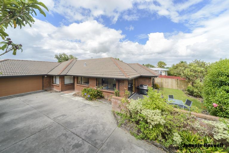 Photo of property in 1a Windsor Street, Terrace End, Palmerston North, 4410