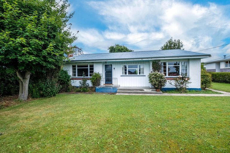 Photo of property in 5 Regent Street, Waimate, 7924