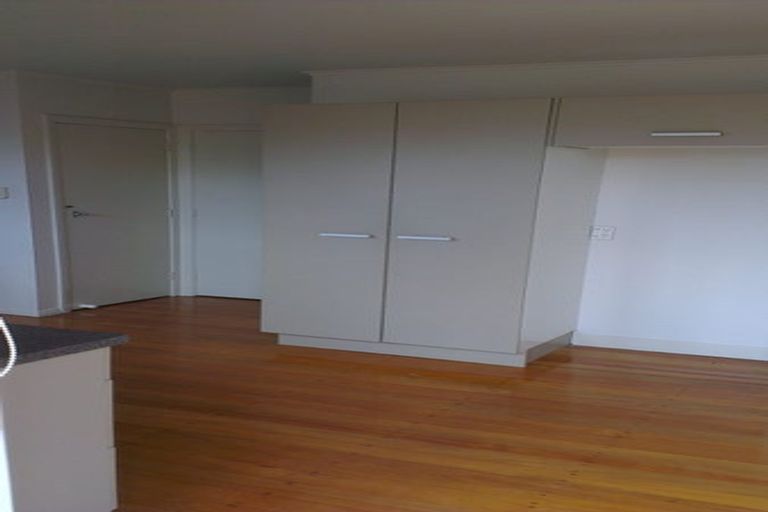 Photo of property in 36 Bowater Place, Manurewa, Auckland, 2102