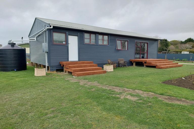 Photo of property in 10 Meehan Place, Makikihi, Timaru, 7971