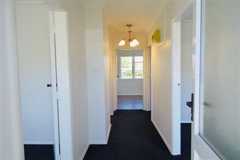 Photo of property in 68a Brooklands Road, Brooklands, New Plymouth, 4310