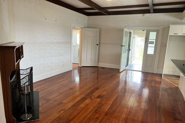 Photo of property in 671 Karaka Road, Karaka, Papakura, 2580