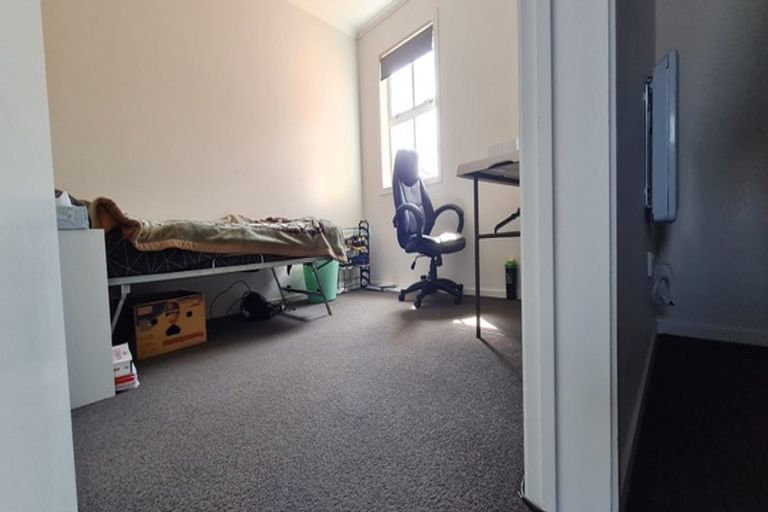 Photo of property in 2 Chiefs Court, Hamilton East, Hamilton, 3216