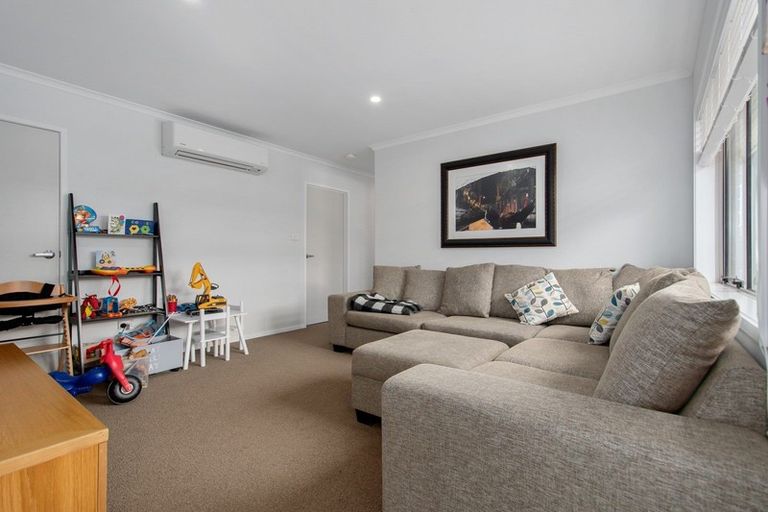 Photo of property in 14 Kamahi Crescent, Papamoa Beach, Papamoa, 3118