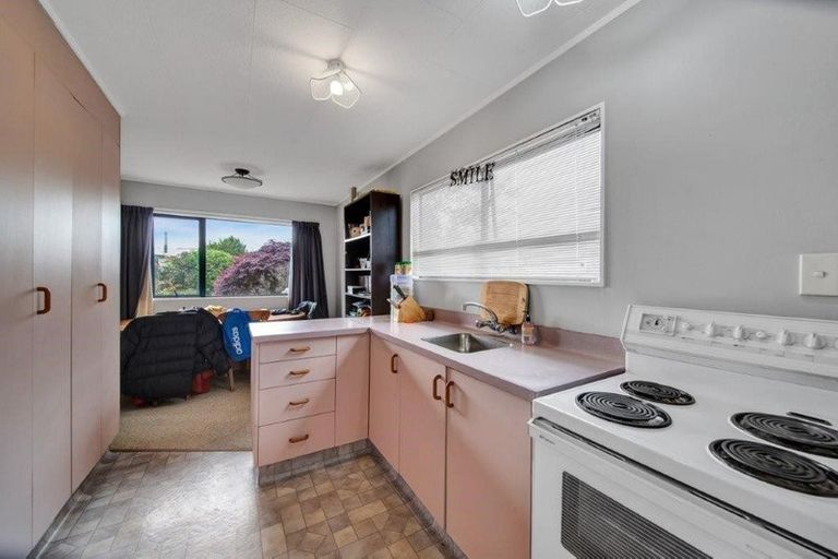 Photo of property in 39 Tawa Street, Hawera, 4610