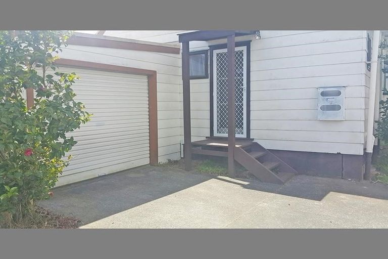 Photo of property in 2/29 Avis Avenue, Papatoetoe, Auckland, 2025