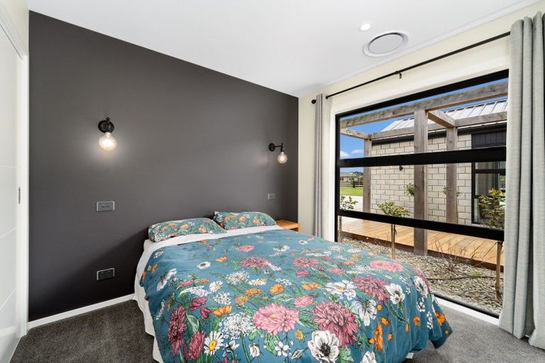 Photo of property in 19 Carex Grove, Foxton Beach, Foxton, 4815