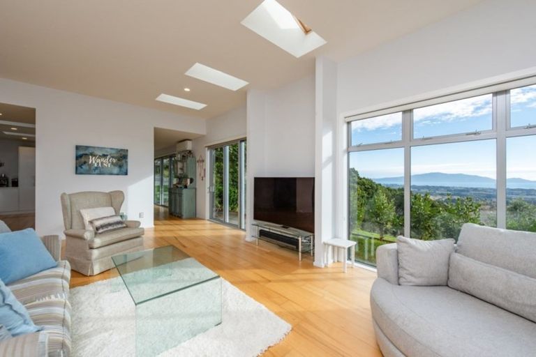 Photo of property in 209 Huia Street, Waikanae, 5391