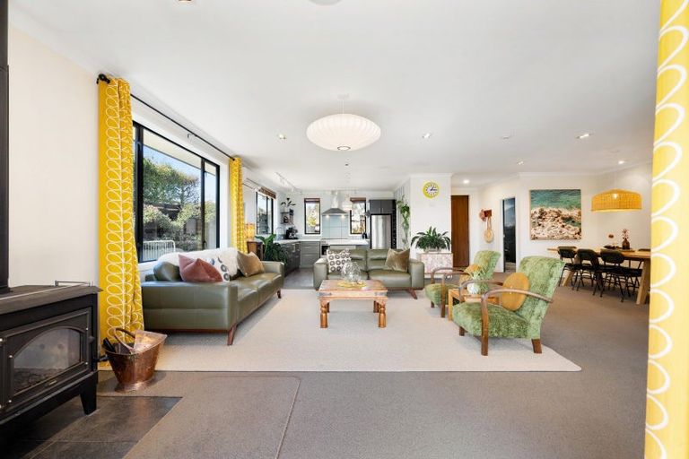 Photo of property in 28 Reynolds Road, Havelock North, 4130