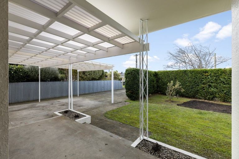 Photo of property in 17 East Street, Terrace End, Palmerston North, 4410