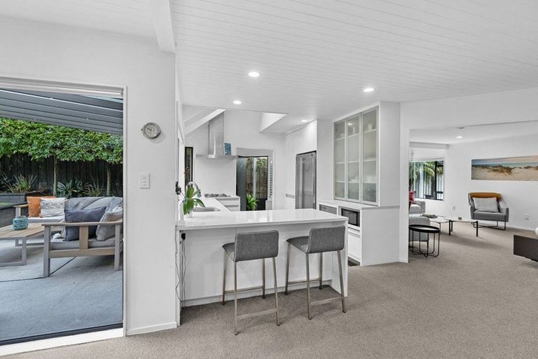 Photo of property in 2/317 Lake Road, Hauraki, Auckland, 0622