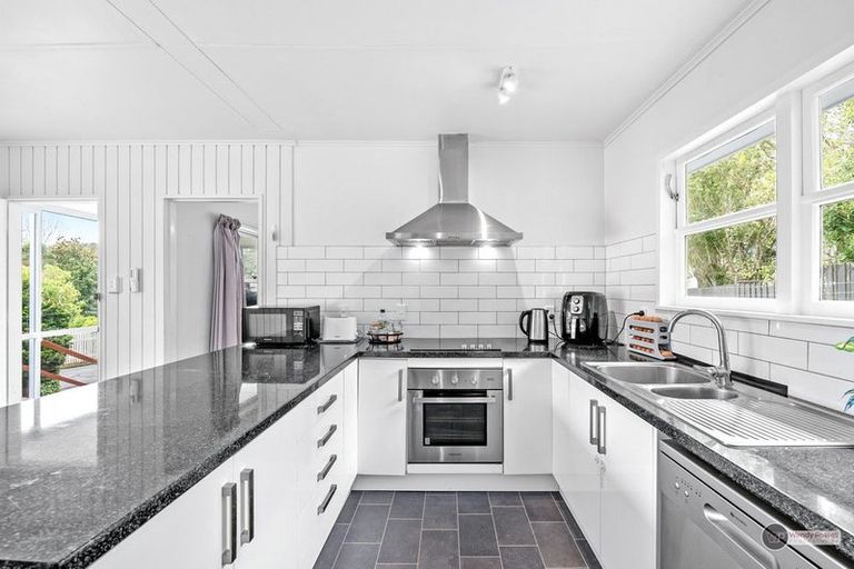 Photo of property in 470e Stokes Valley Road, Stokes Valley, Lower Hutt, 5019