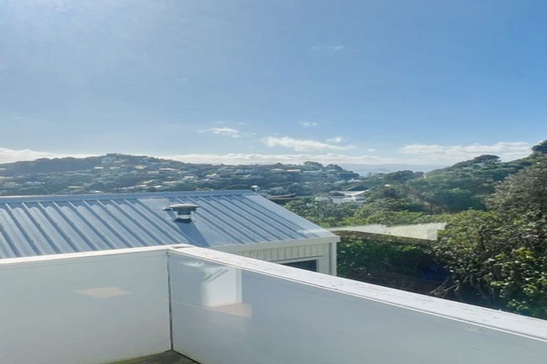 Photo of property in 65 Tannadyce Street, Strathmore Park, Wellington, 6022