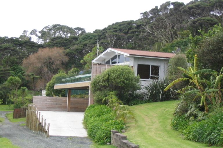 Photo of property in 25 Kotare Drive, Coopers Beach, 0420
