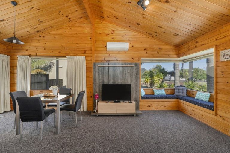 Photo of property in 163 Vista Paku, Pauanui, Hikuai, 3579