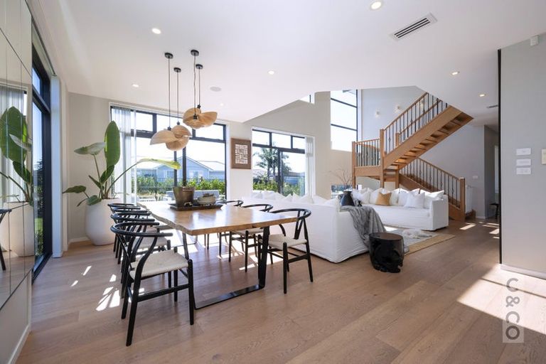 Photo of property in 2 Pitoitoi Drive, Riverhead, 0820