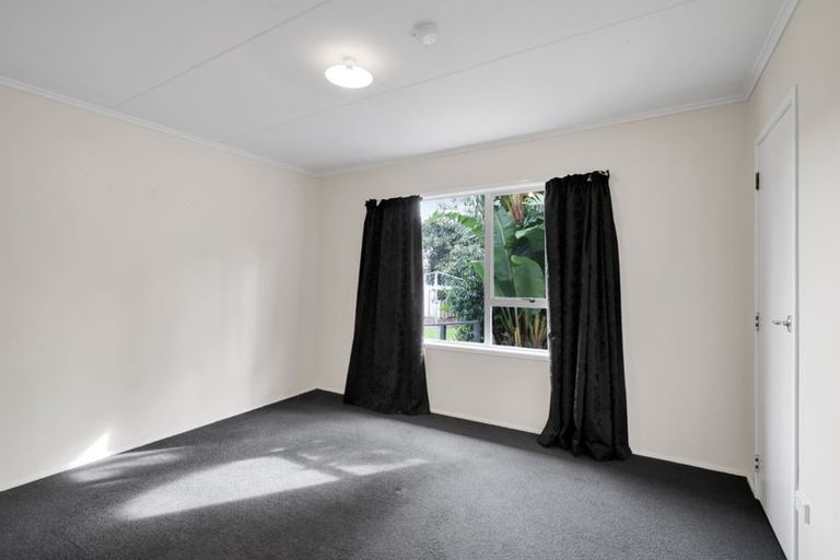 Photo of property in 5a Oleander Place, Bell Block, New Plymouth, 4312