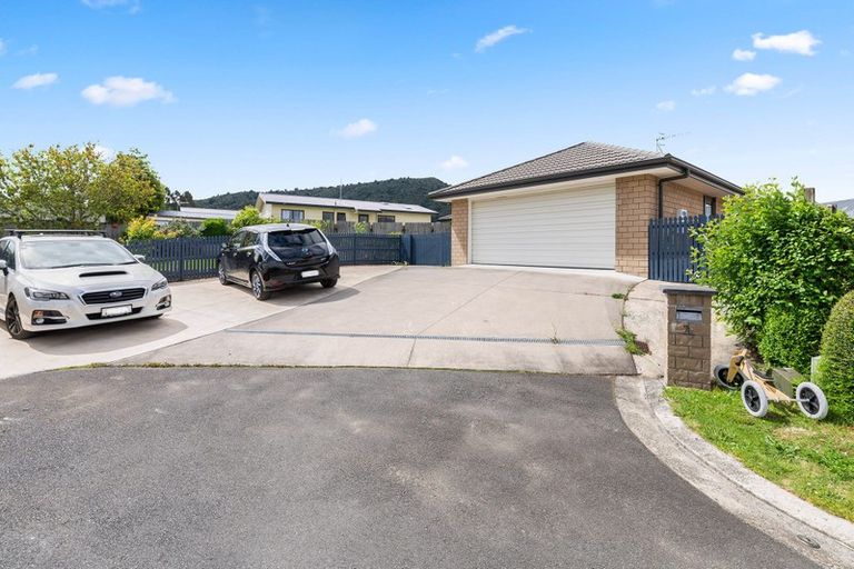 Photo of property in 25 Hamon Place, Pukehangi, Rotorua, 3015