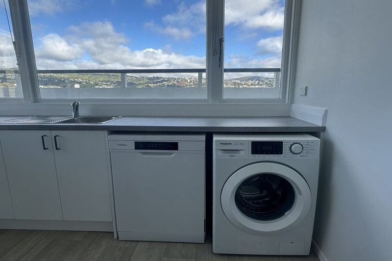 Photo of property in 1/24 Austin Street, Mount Victoria, Wellington, 6011