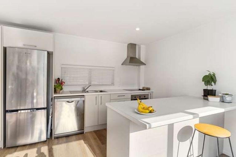 Photo of property in 31 Reynolds Place, Papamoa Beach, Papamoa, 3118