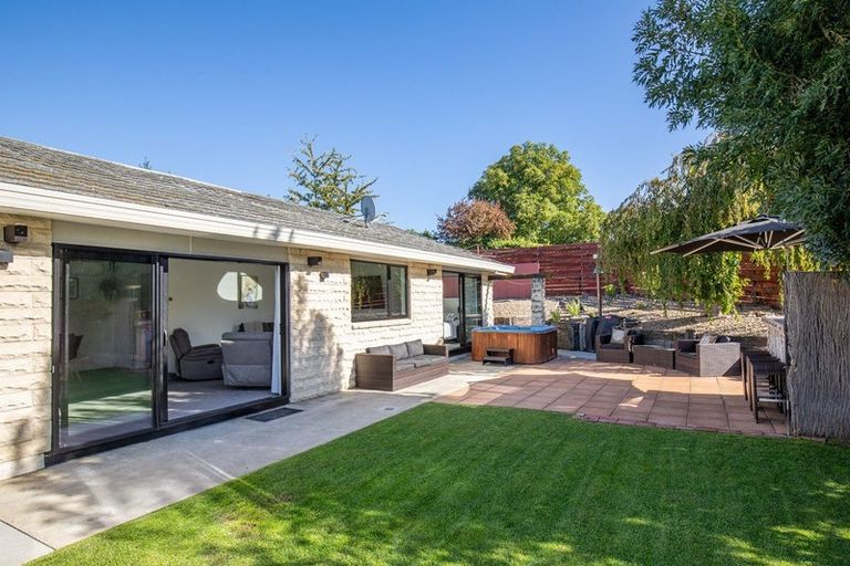 Photo of property in 8 Hart Place, Bridge Hill, Alexandra, 9320