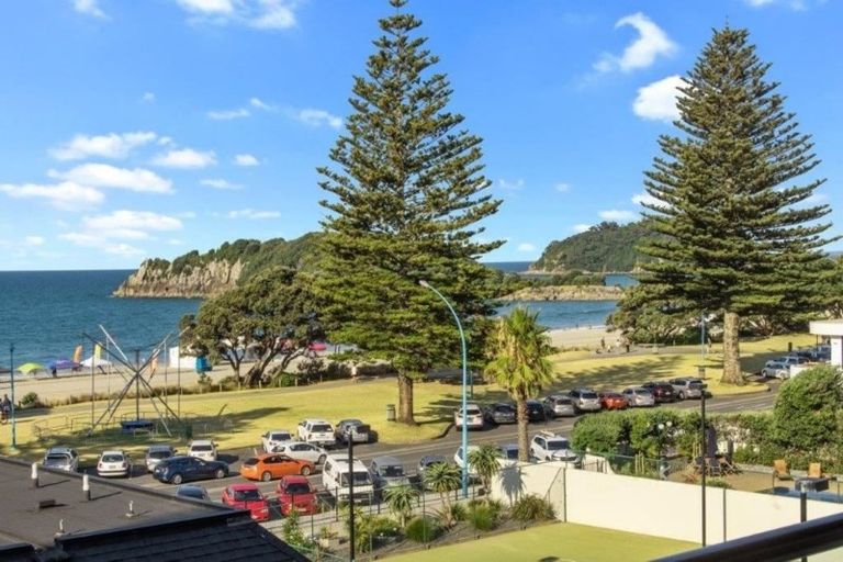 Photo of property in 2/6 Marine Parade, Mount Maunganui, 3116