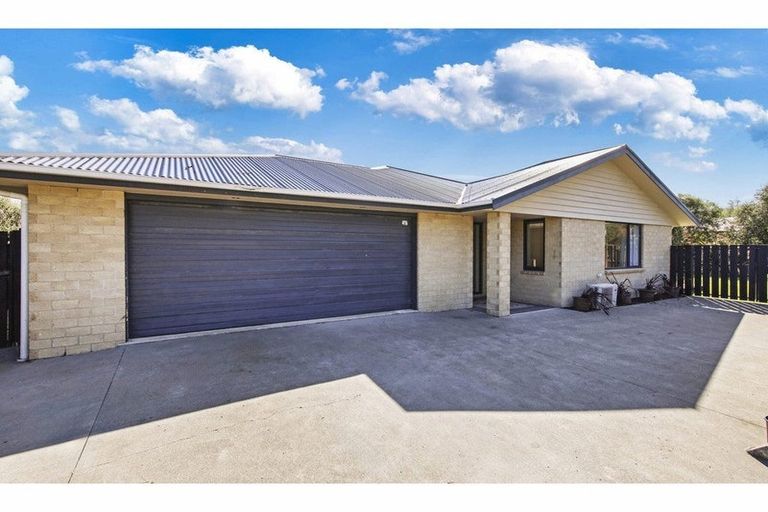 Photo of property in 107 High Street, Oxford, 7430