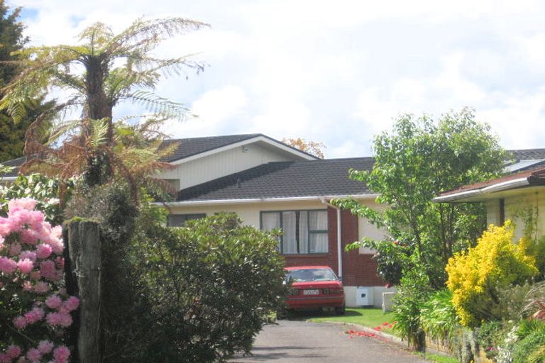 Photo of property in 19 Luxor Place, Pomare, Rotorua, 3015