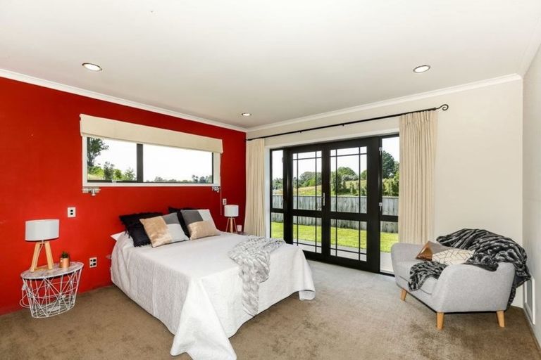 Photo of property in 3 Rotokare Crescent, Whalers Gate, New Plymouth, 4310