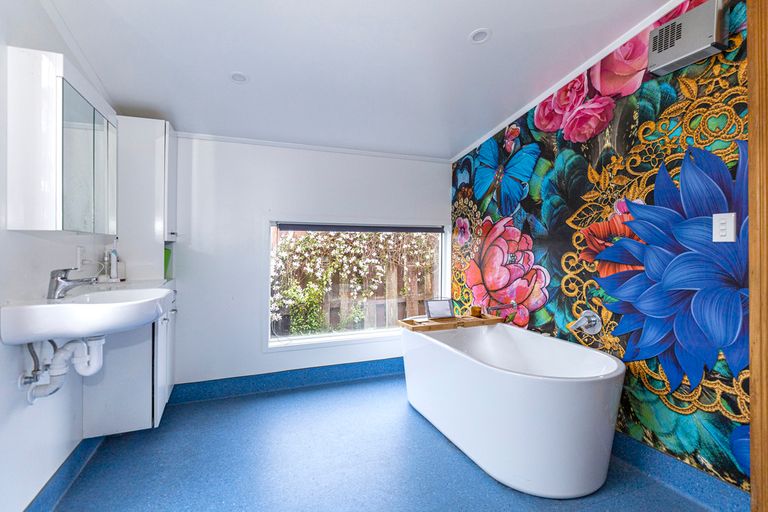 Photo of property in 1 Wright Street, Geraldine, 7930