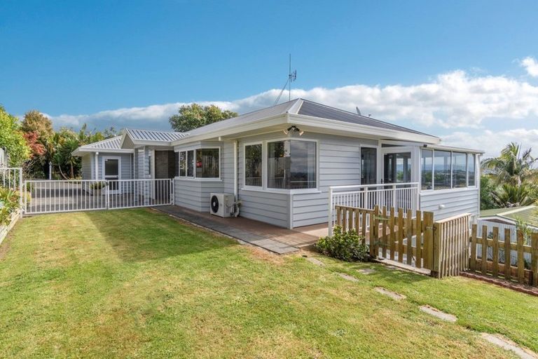 Photo of property in 37 Philomel Crest, Welcome Bay, Tauranga, 3112