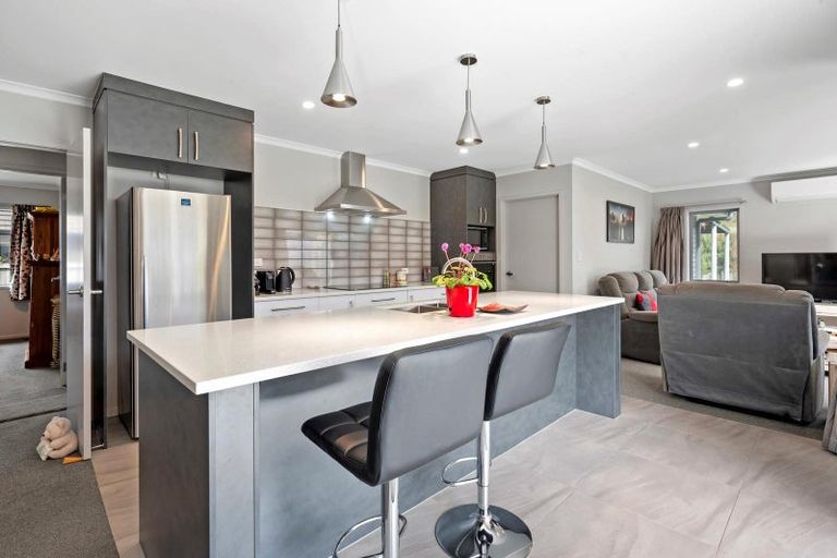 Photo of property in 12 Oakland Place, Ngongotaha, Rotorua, 3010