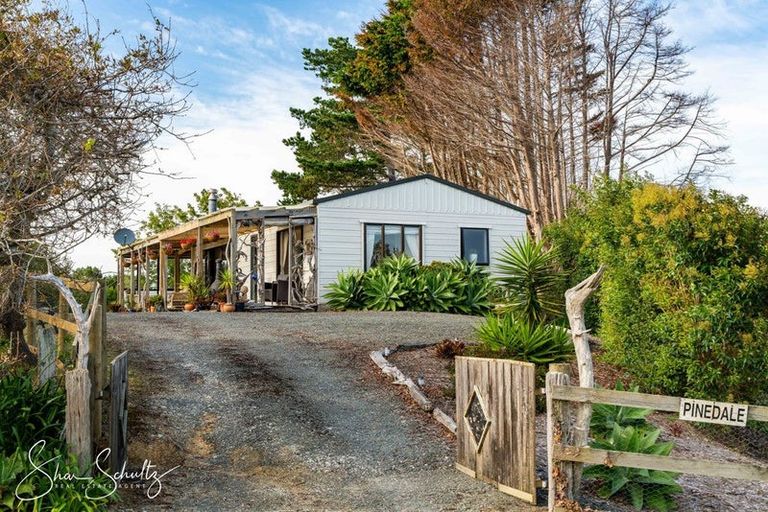 Photo of property in 800 Bickerstaffe Road, Maungaturoto, 0587