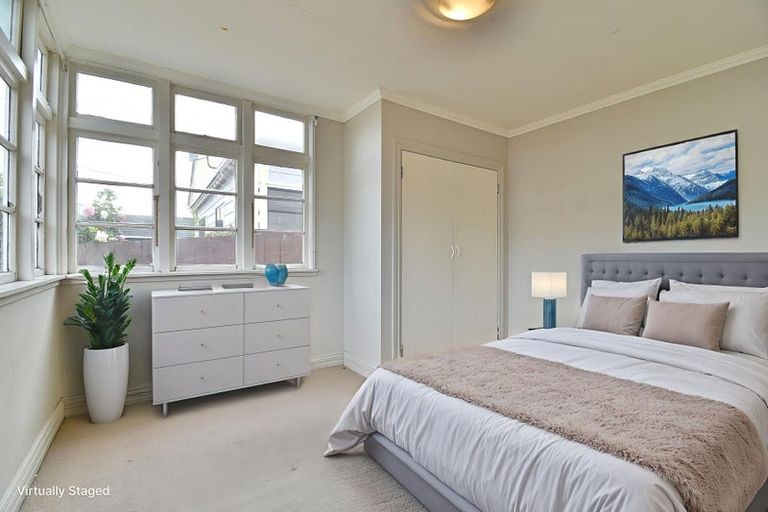 Photo of property in 12 Coughtrey Street, Saint Clair, Dunedin, 9012