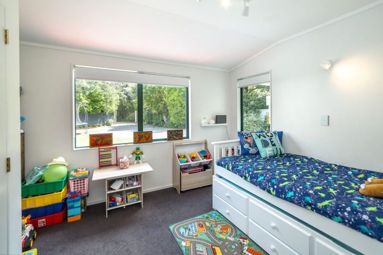 Photo of property in 4a Kereru Grove, Featherston, 5710