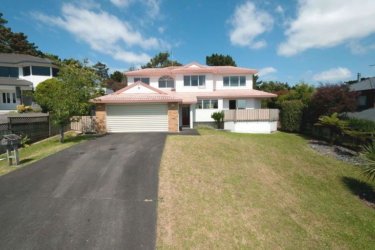 Photo of property in 9 Pigeonwood Lane, Albany, Auckland, 0632