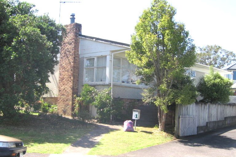 Photo of property in 1/29 Manuka Road, Bayview, Auckland, 0629